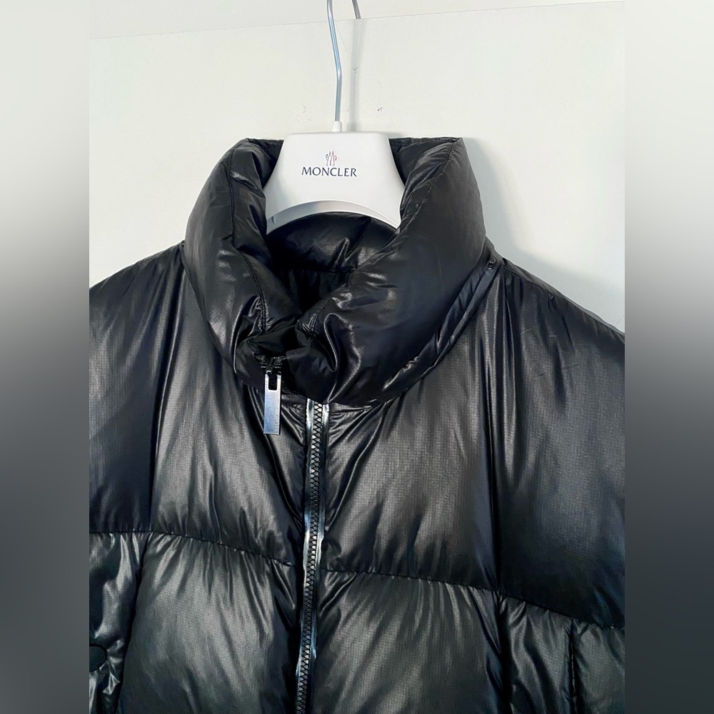 Moncler Aydat Vest Sz 5 $1,450 - Picture 6 of 12